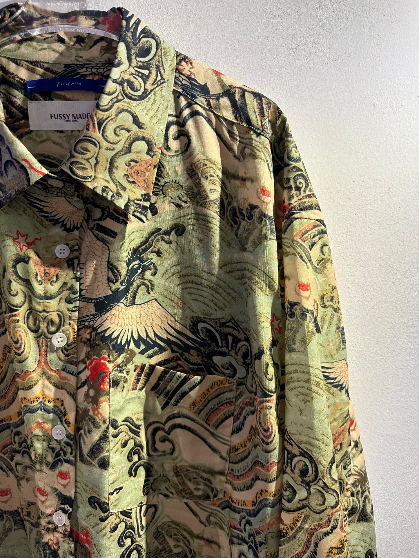 • FUSSY MADE • DRAGON MOTIF SHIRT