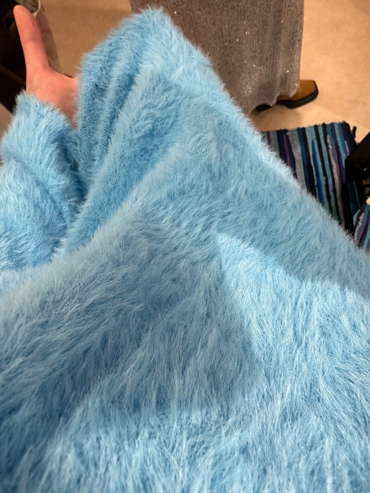BLUE MOMO KNIT