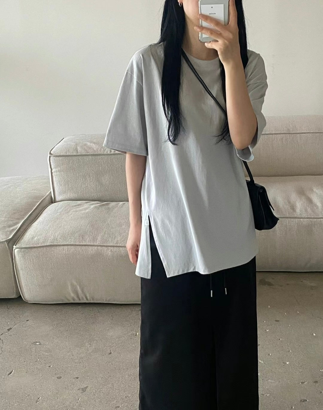 V SPLIT TEE