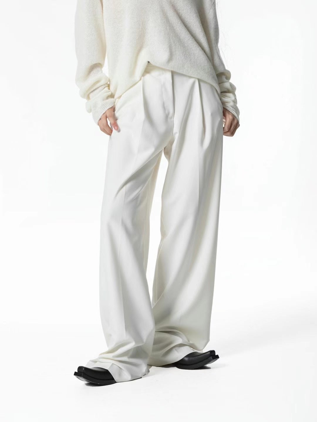SINGLE DART WIDE LEG TROUSERS