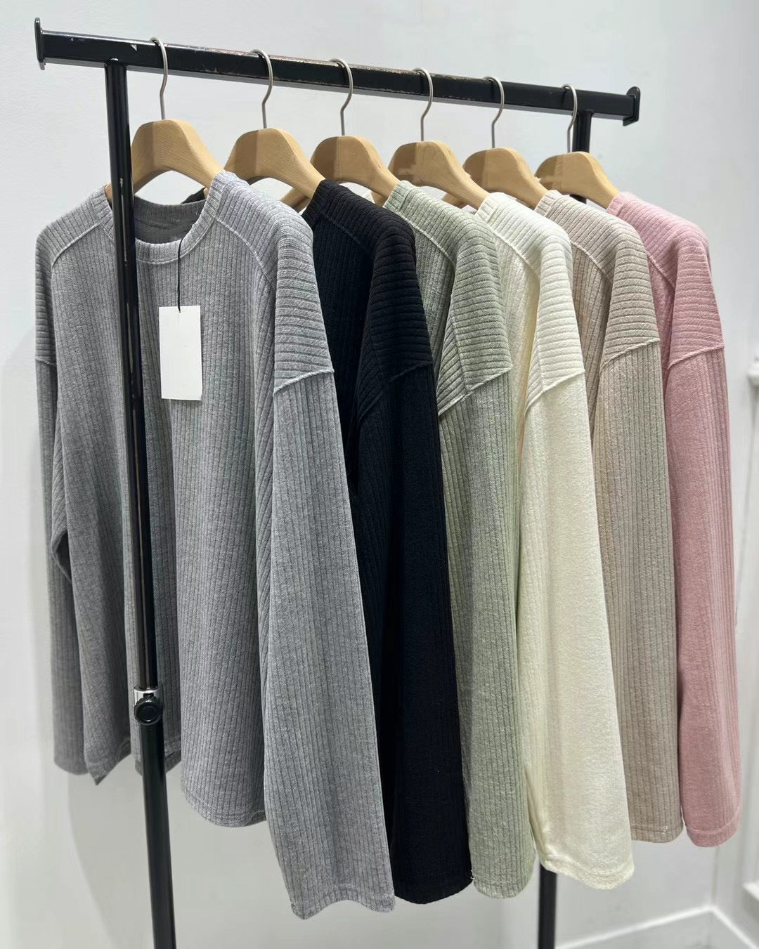 RIBBED COTTON TEE
