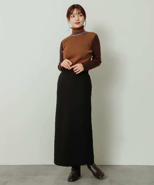 CRINKLE TEXTURED PENCIL SKIRT