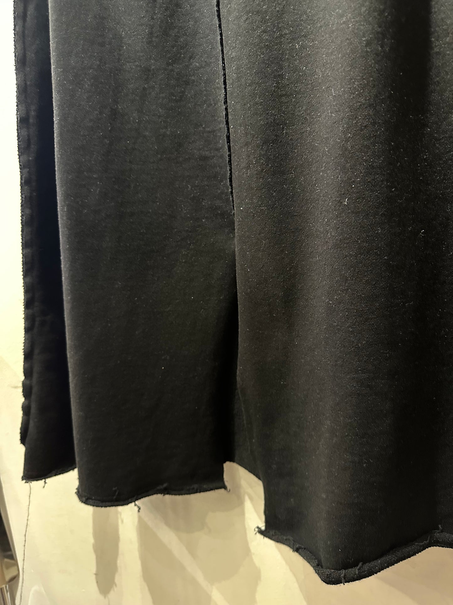 JERSEY RAW EDGED A LINE SKIRT