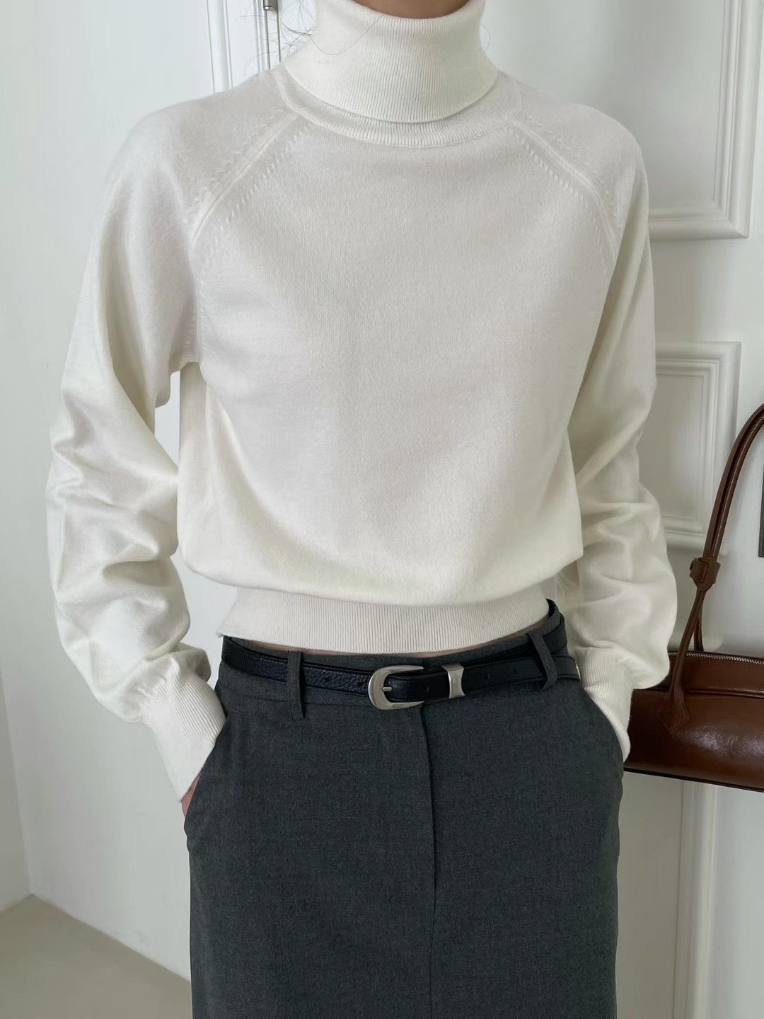 TURTLE NECK KNIT
