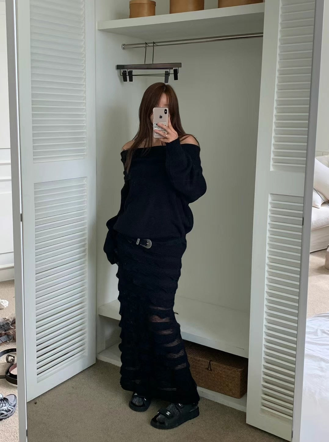 OFF SHOULDER KNIT TOP