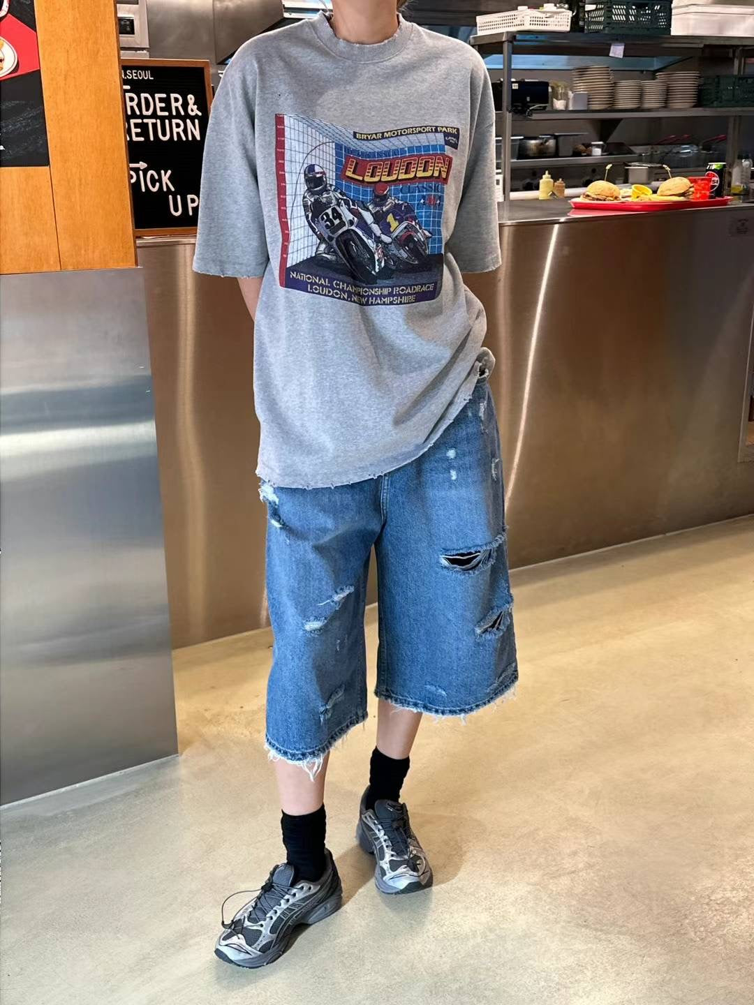 LONDON CAR PRINT TEE