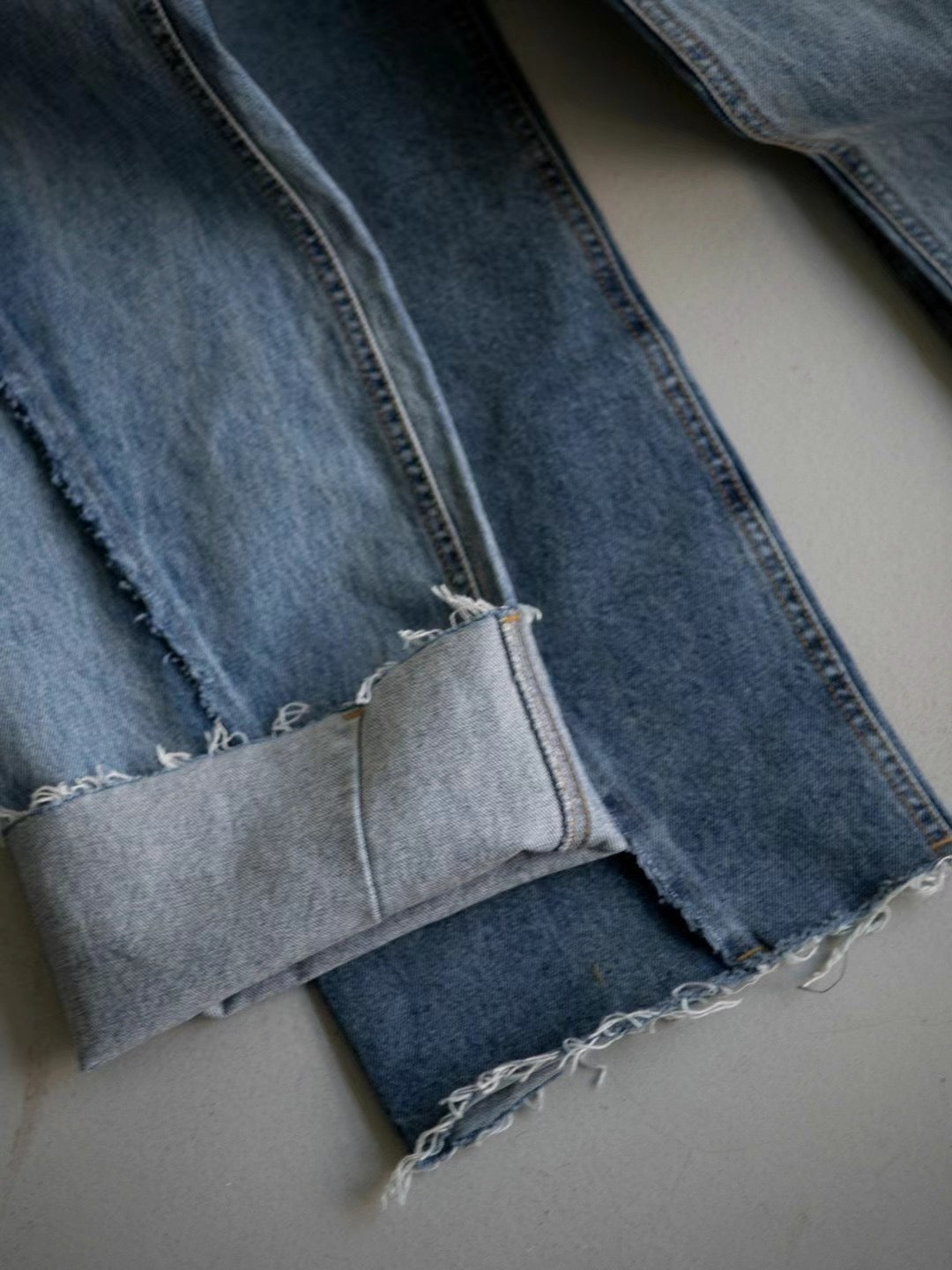 TWIST SEAM JEANS