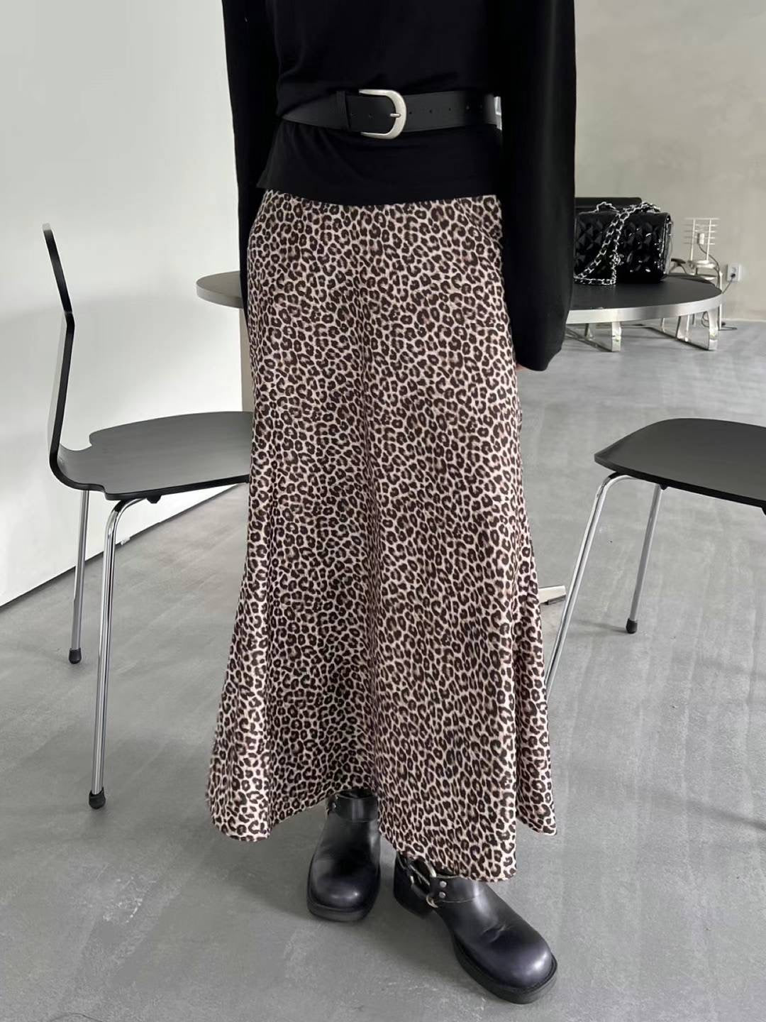 WAVY MERMAID SKIRT