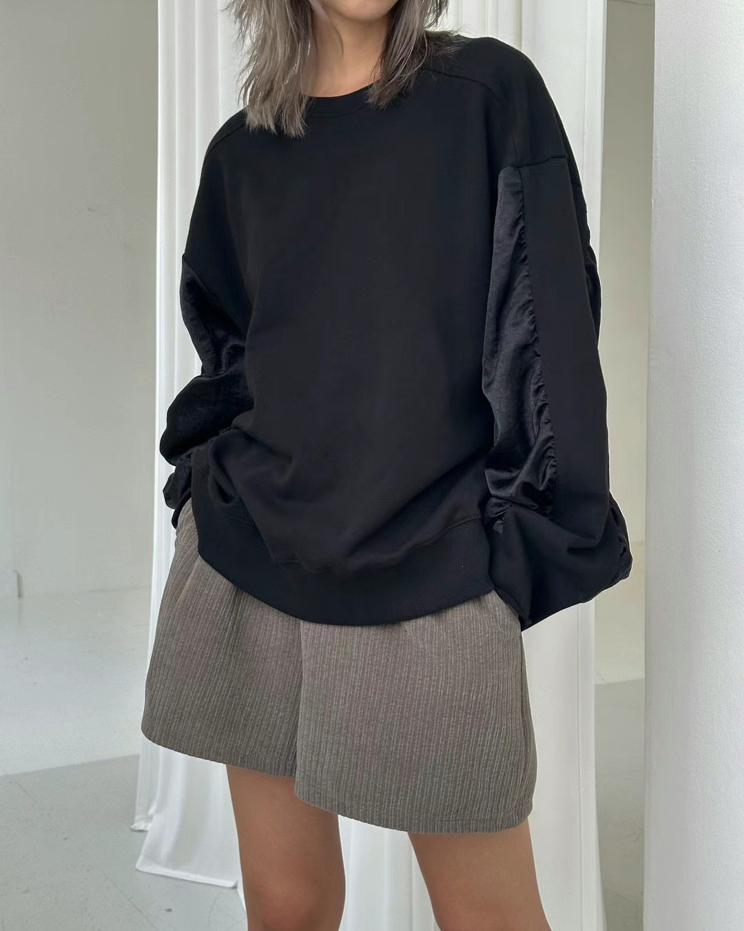 RUCHED SLEEVES DETAILED SWEATER