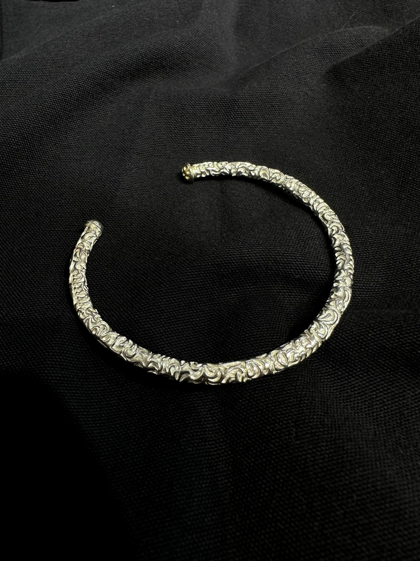 925 CRAFT PATTERN BANGLE