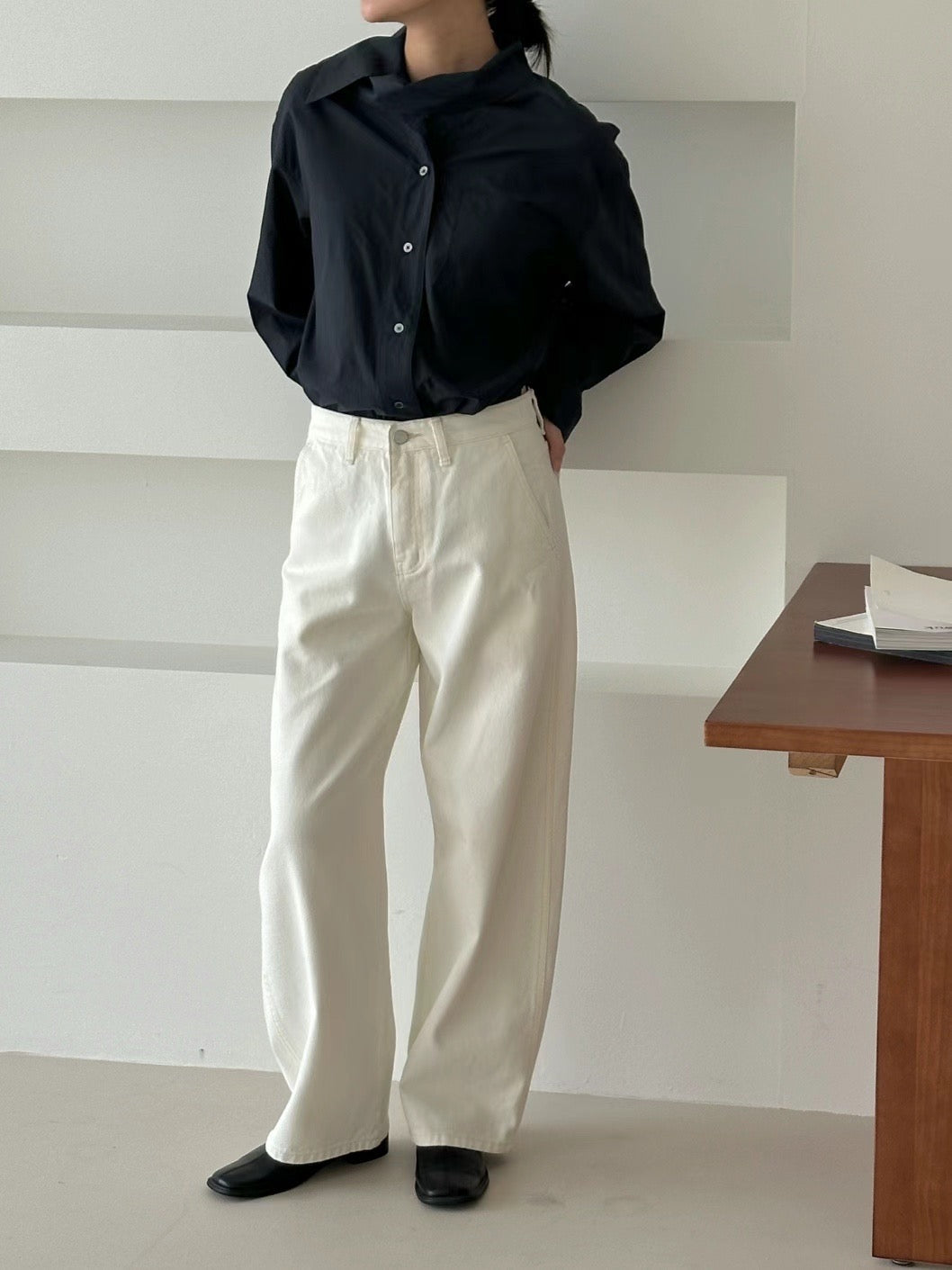 HIGH-WAIST JEANS (3 COLOURS)