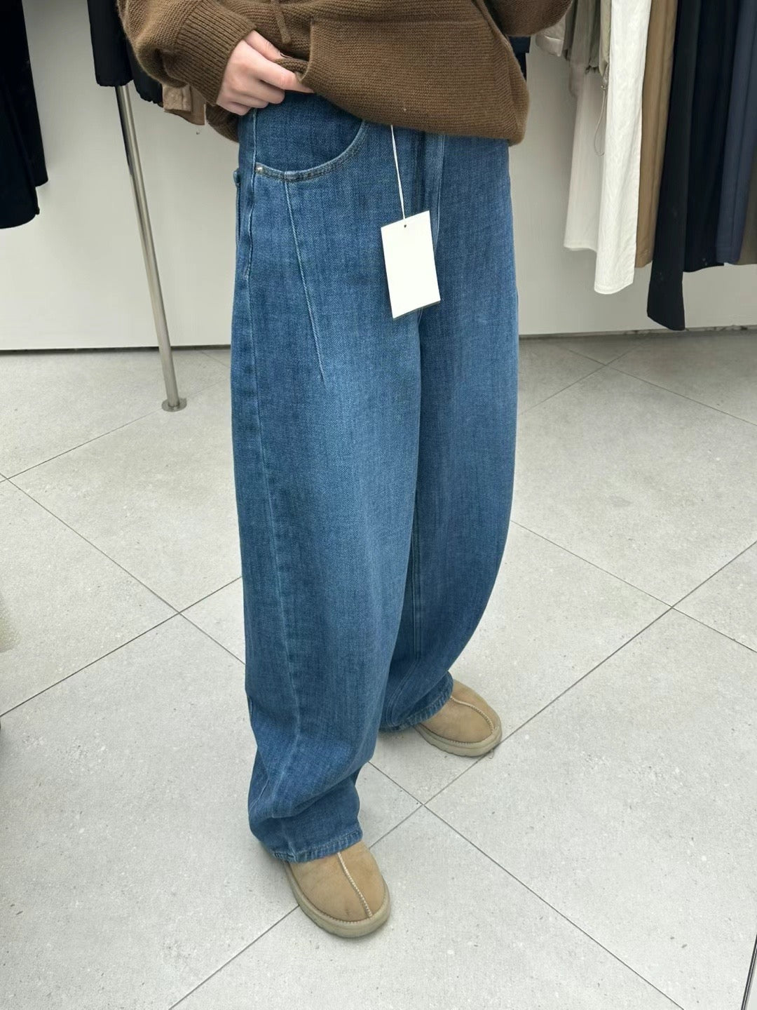 BALOON CUTTING JEANS - 1 COLOUR
