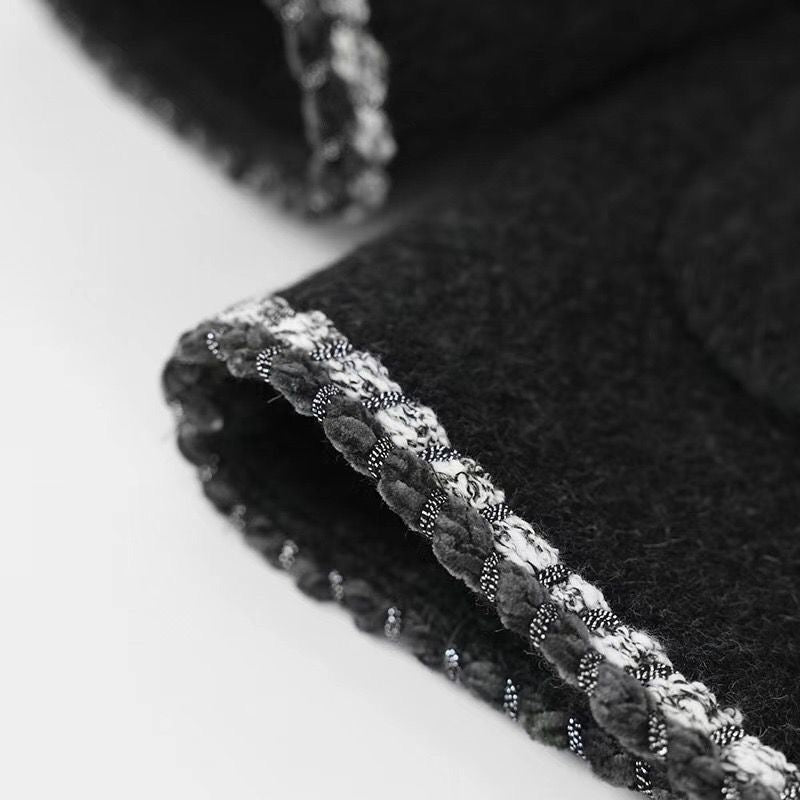 CLASSY WOOL TWEED COAT