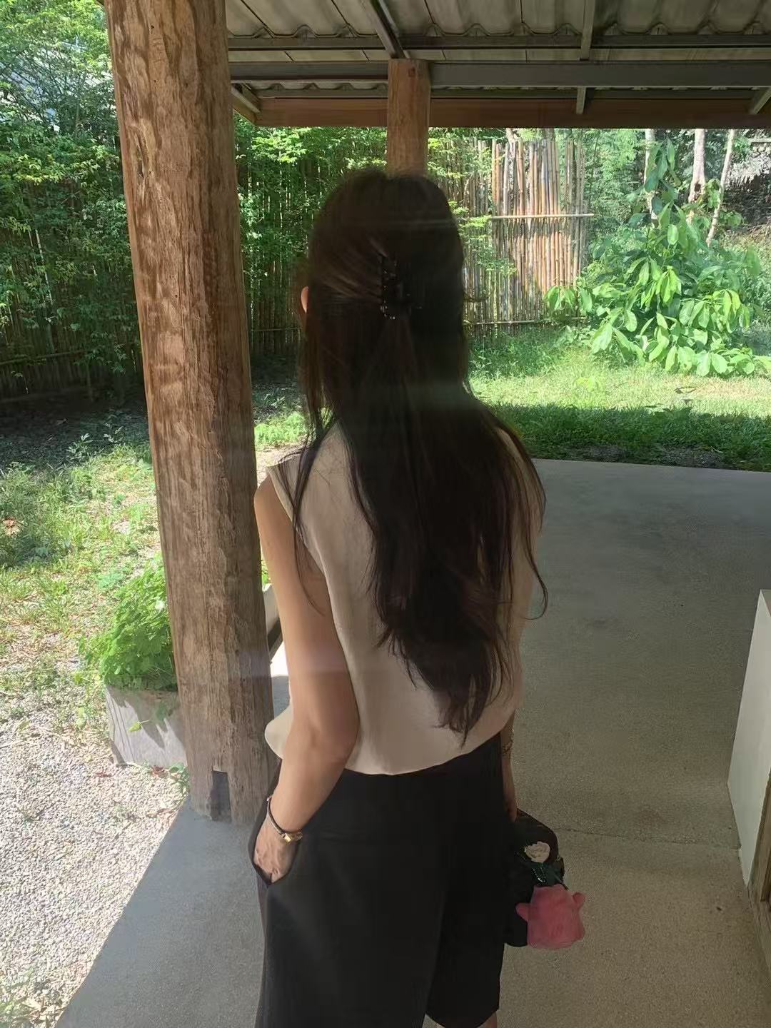 HALF LENGTH STRAIGHT CUT SHORTS
