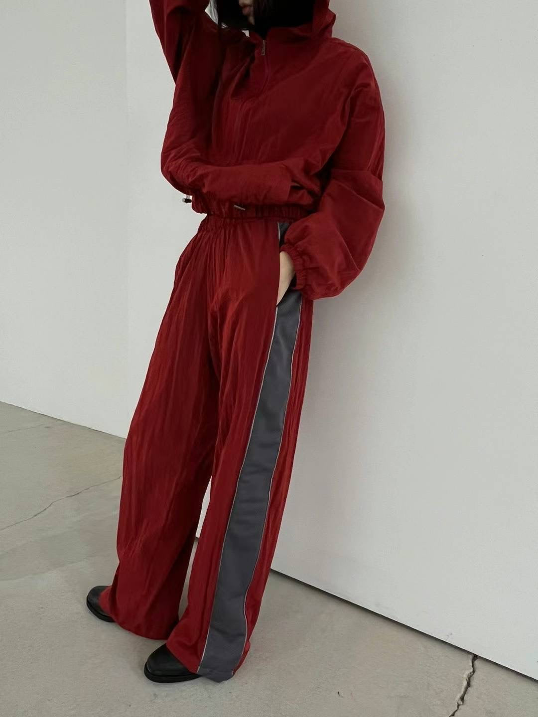TRACK PANTS