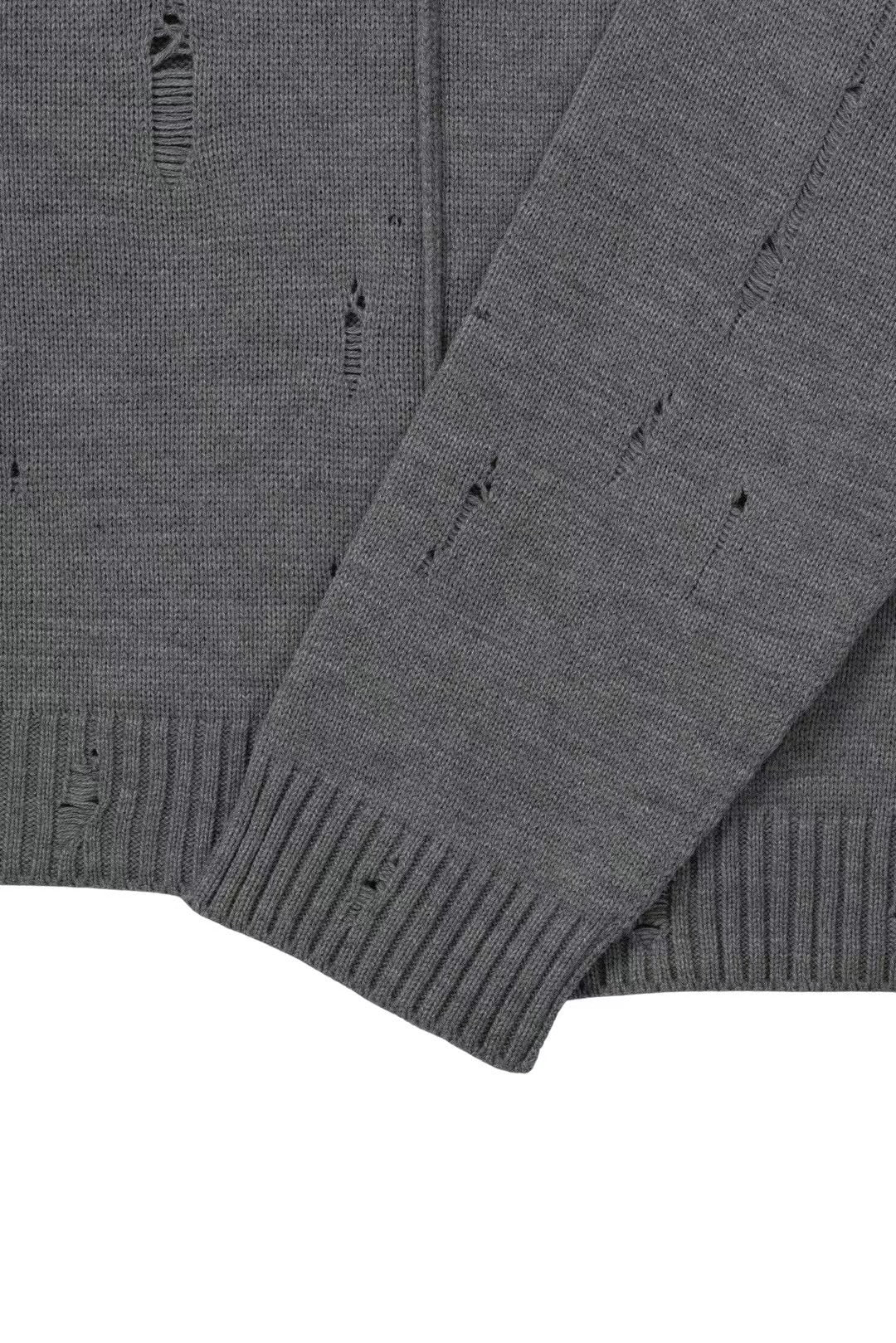 CENTRE SEAM DISTRESS KNIT