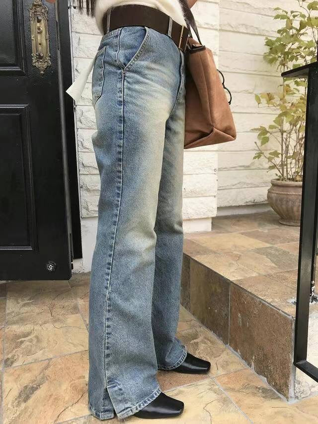 SLIM CUT FLARE WASHED JEANS