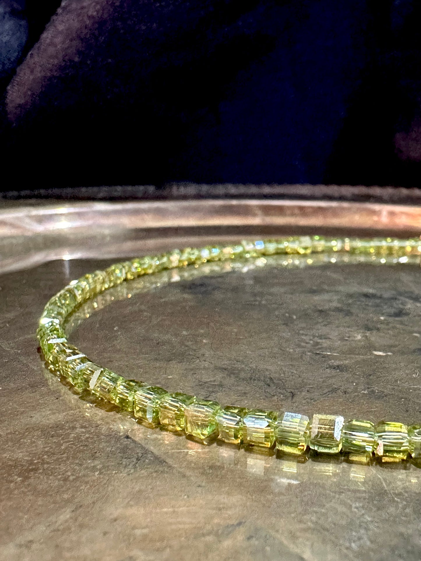 JAPAN CUBIC GLAZE BEADS NECKLACE ( SMALL )