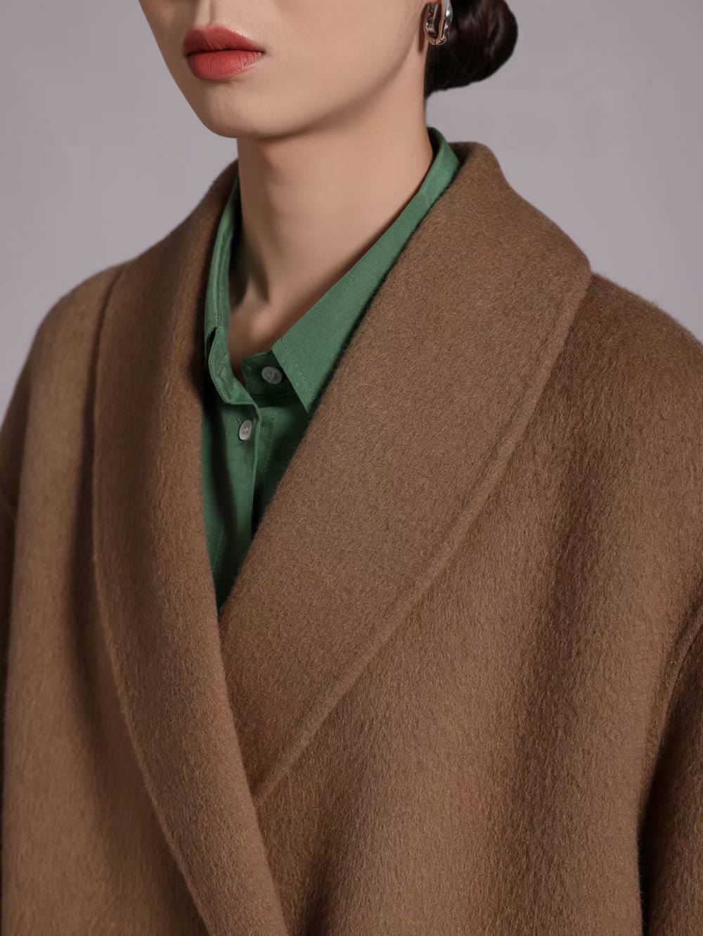 DOUBLE BREASTED WOOL BLENDED COAT