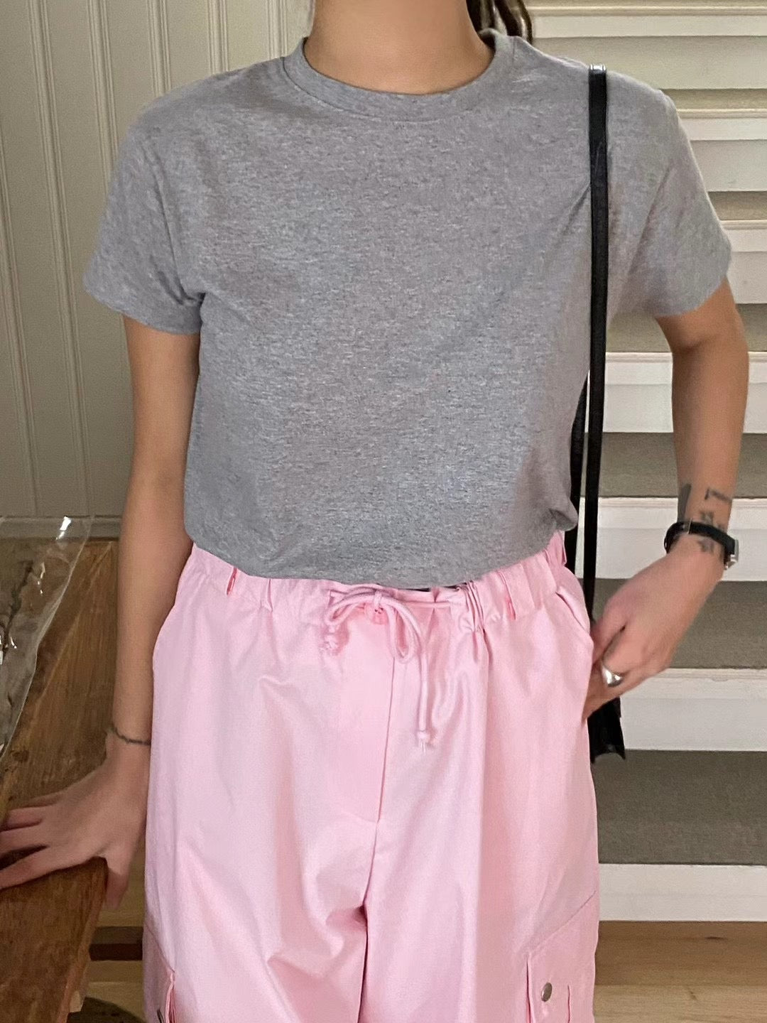 BASIC TEE - 4 COLOURS