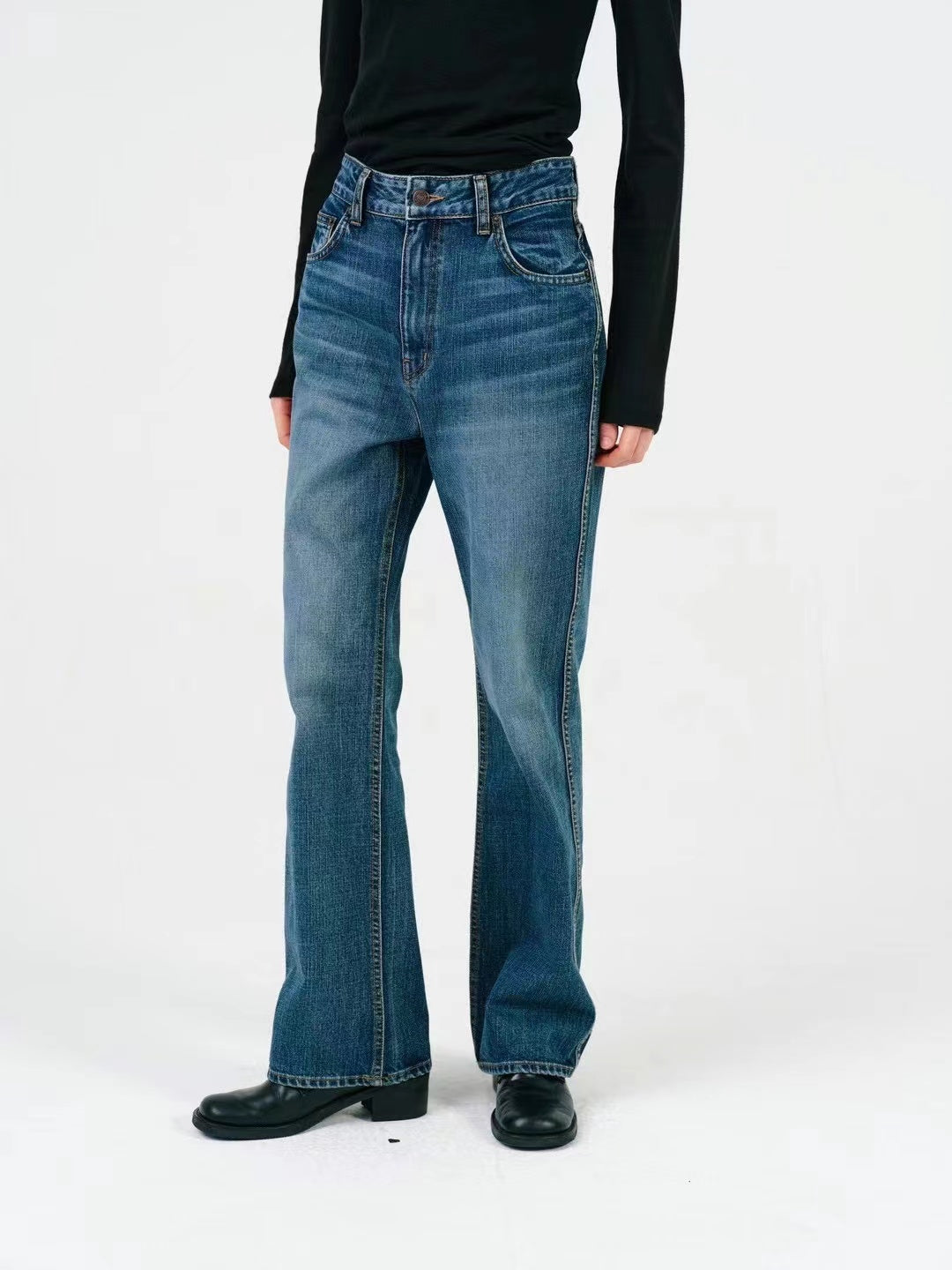 HIGH WAIST JEANS