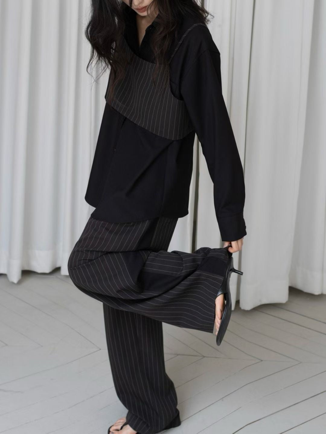 ELEGANT LOUNGE PINSTRIPES PANTS