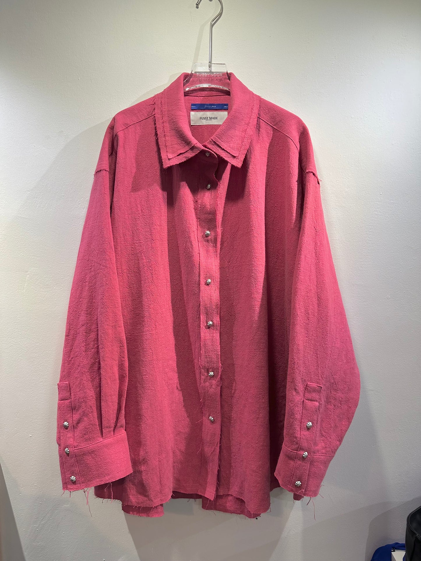 • FUSSY MADE • FRAYED EDGE PINK SHIRT