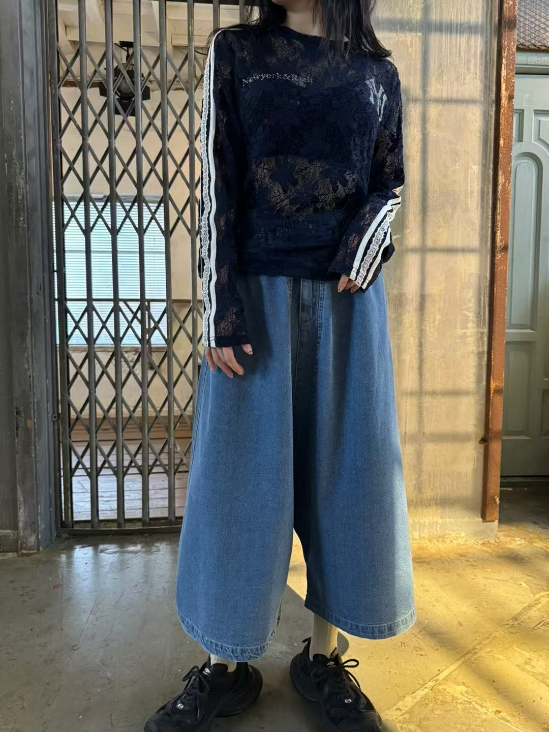 OVERSIZE SHORTS