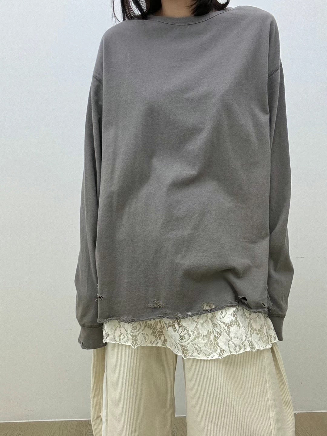OVERSIZED DISTRESSED EDGES TEE