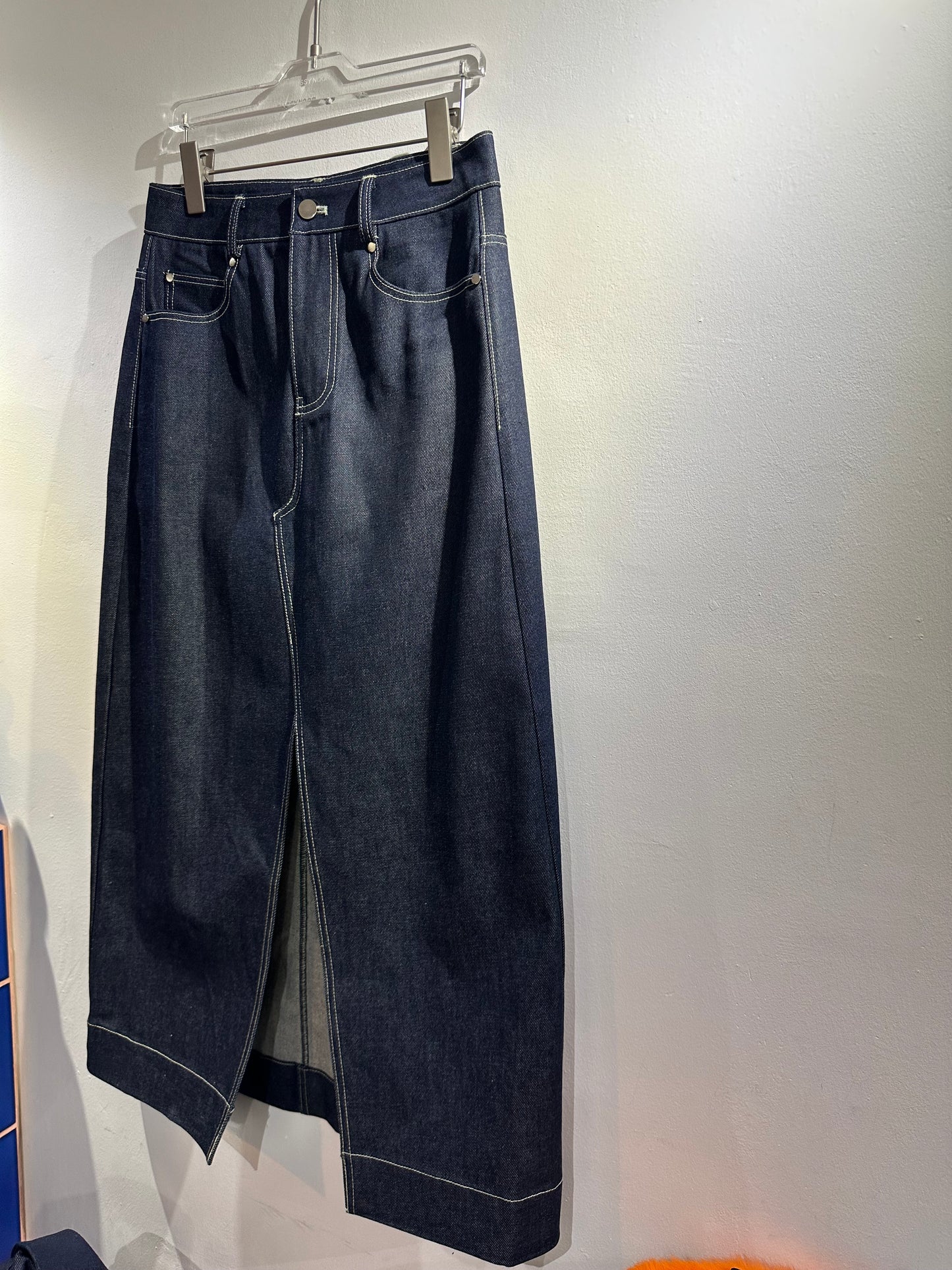 • FUSSY MADE • TEXTURED DENIM SKIRT ( Japan Fabric )
