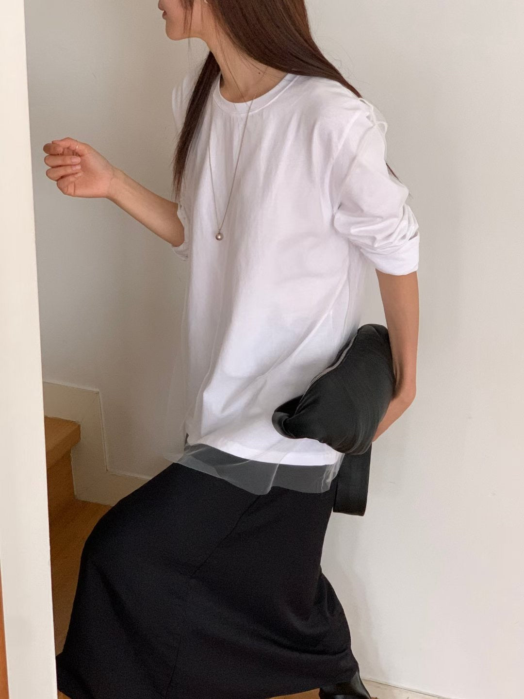 SHEER ENDED LAYERING TOP