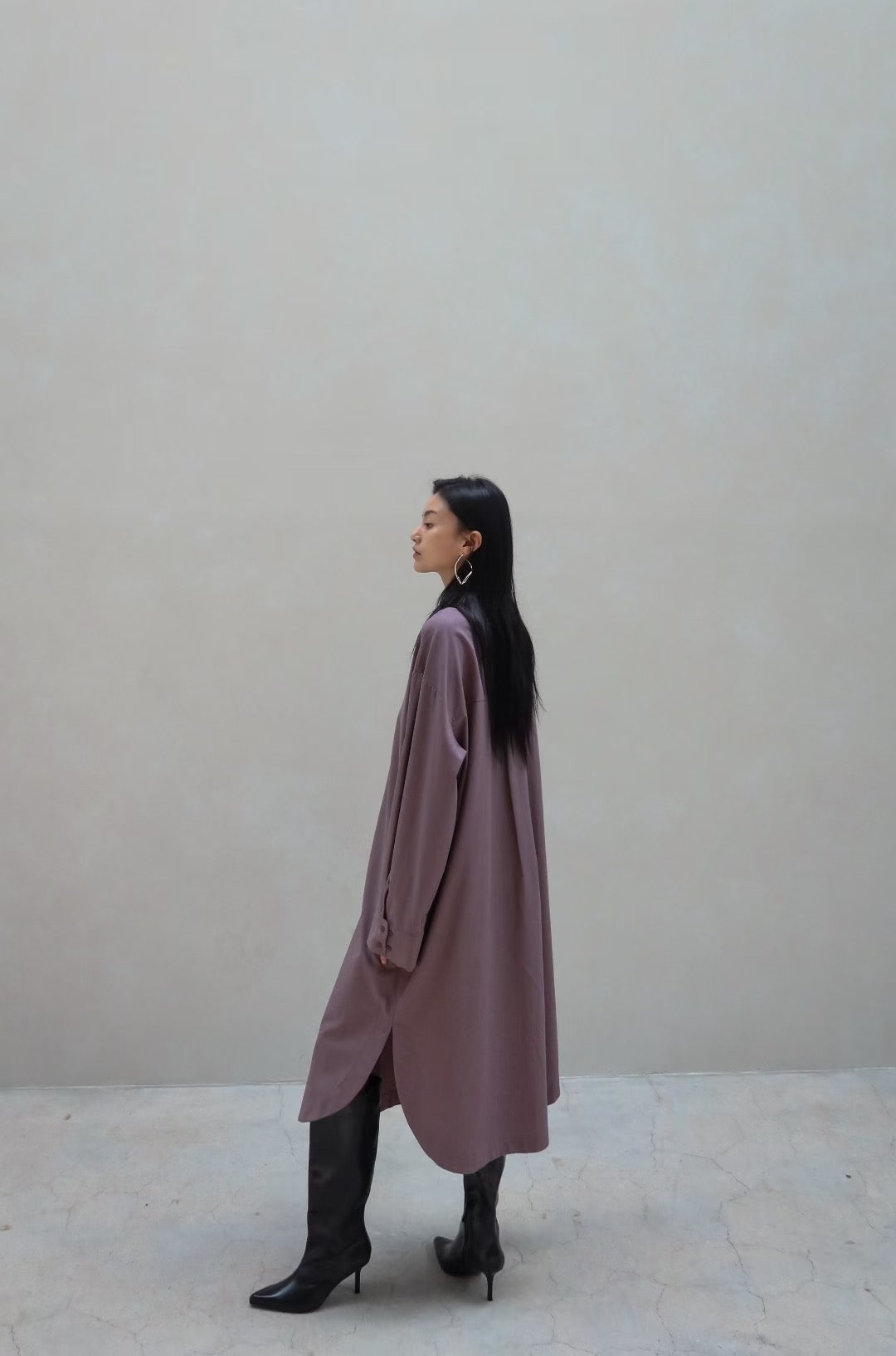 TIE-ACCENTED LONG SHIRT