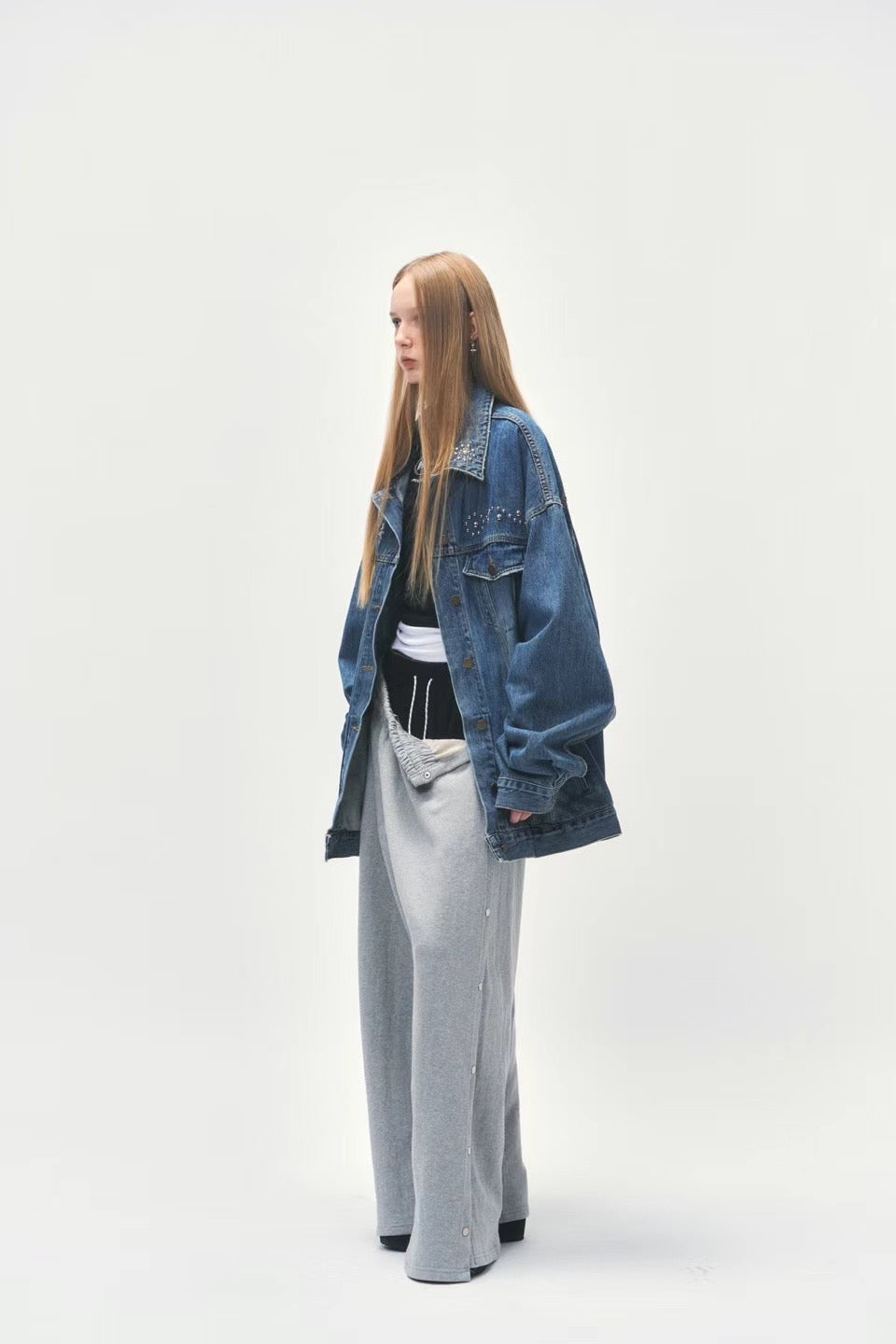 STUDS DENIM JACKET