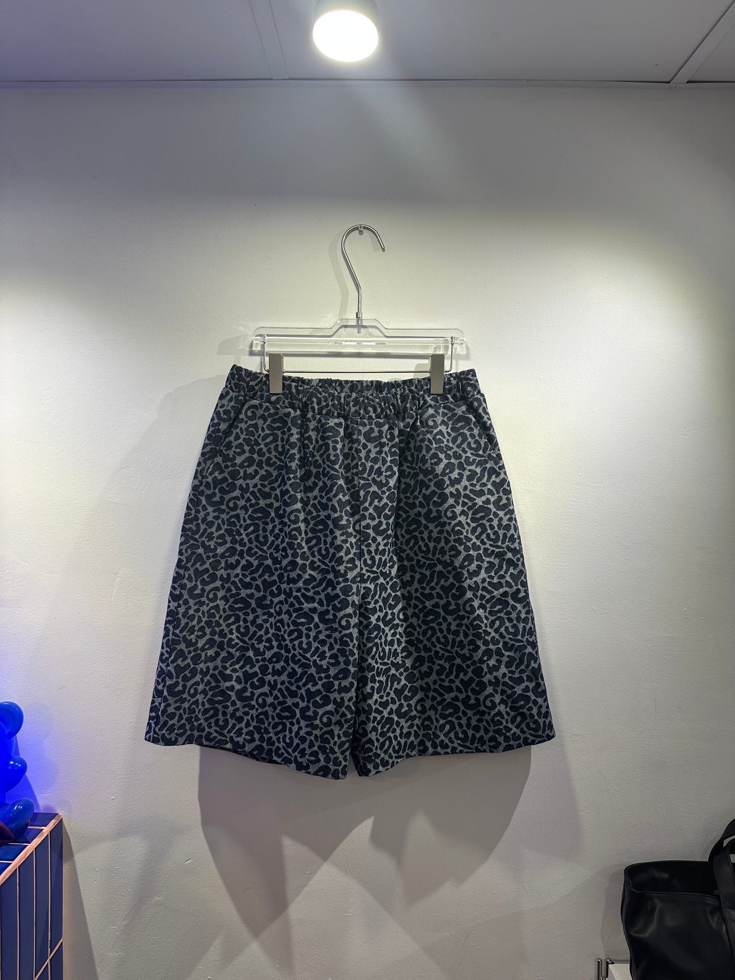 • FUSSY MADE • RELAXED CHINO SHORTS