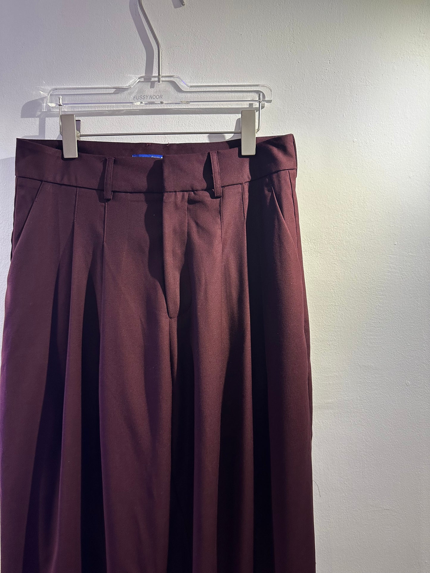 • FUSSY MADE • SLOUCHY SUIT TROUSERS