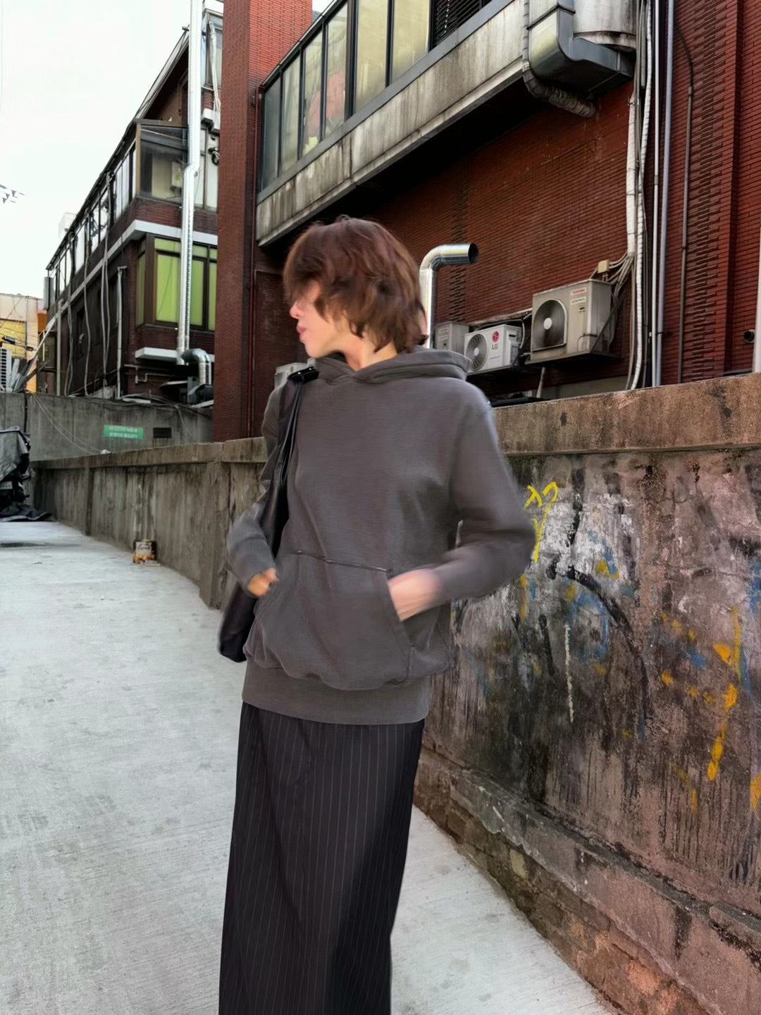 CLEAN HOODIE