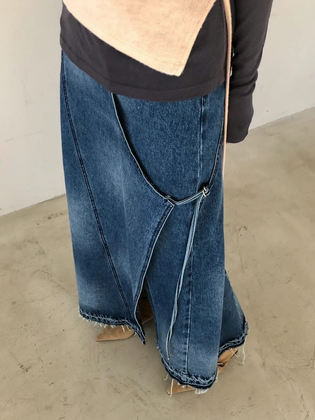 !!!EARLYBIRD SPECIAL OFFER until Sunday!!! SIDE STRAP LAYERED DENIM SKIRT
