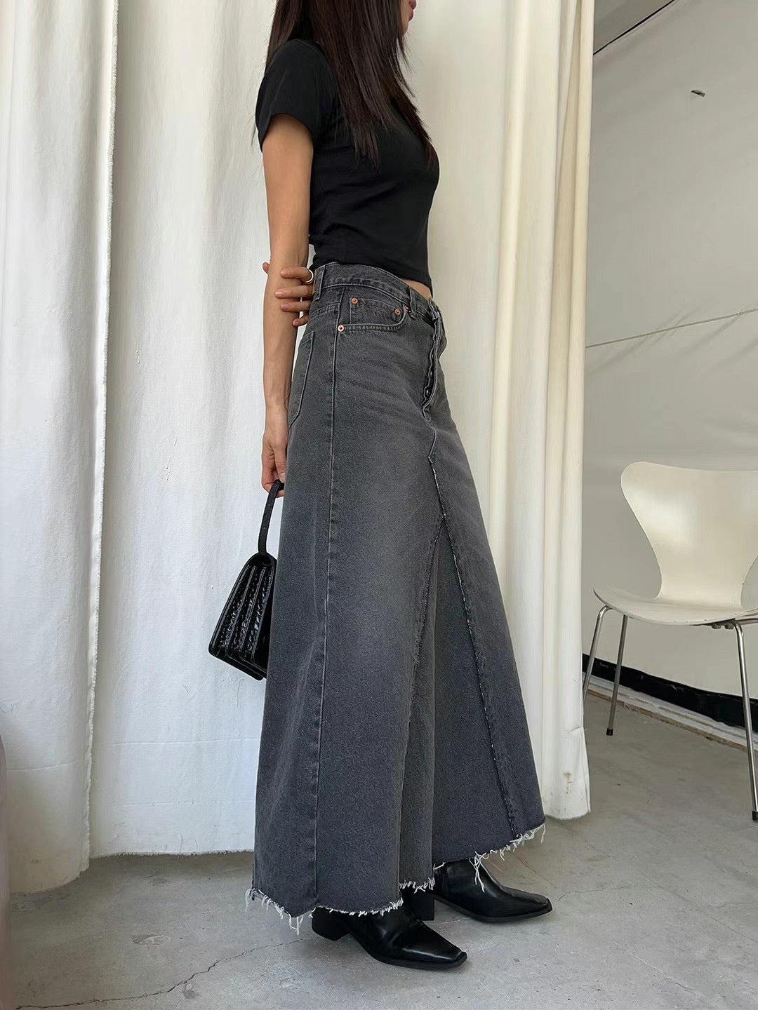 A CUT DENIM SKIRT