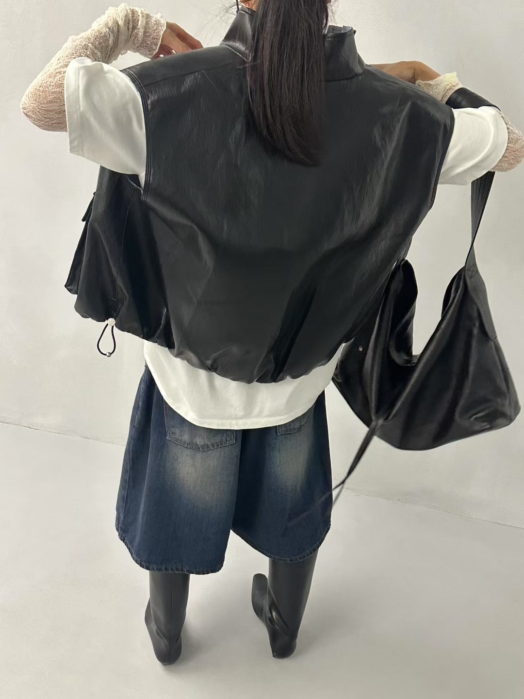 SLOUCHY LEATHER SHOULDER BAG