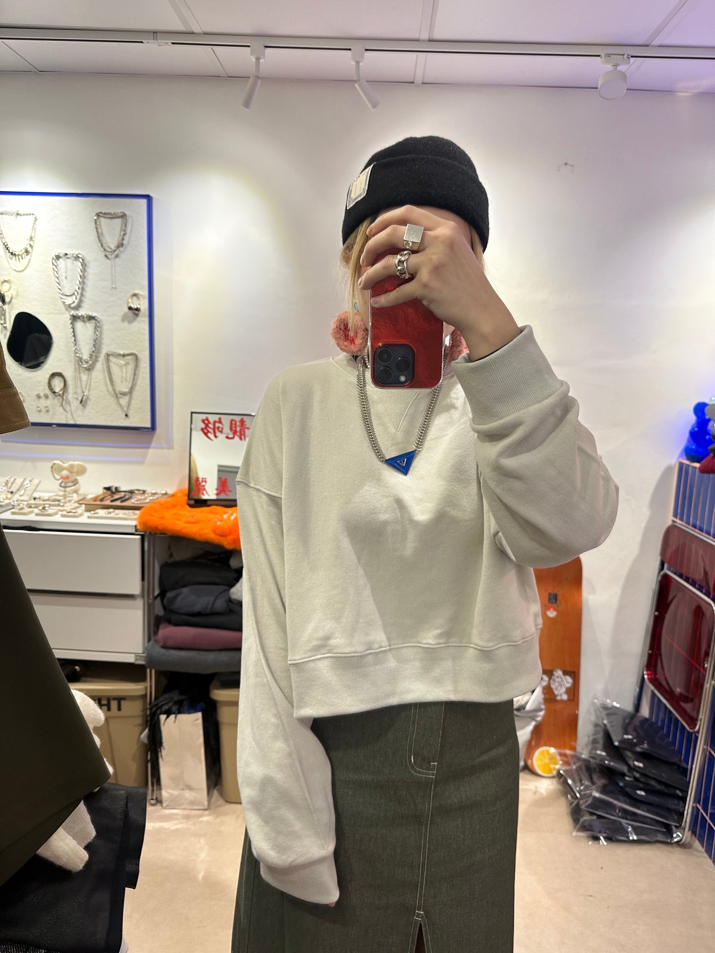 BASIC CROP SWEATER