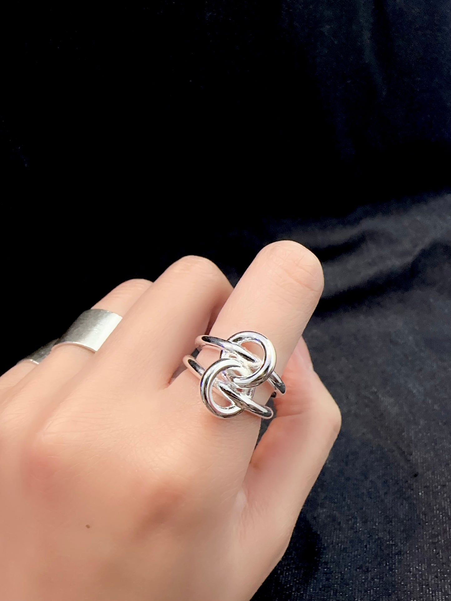 925 INFINITE HOOP RING
