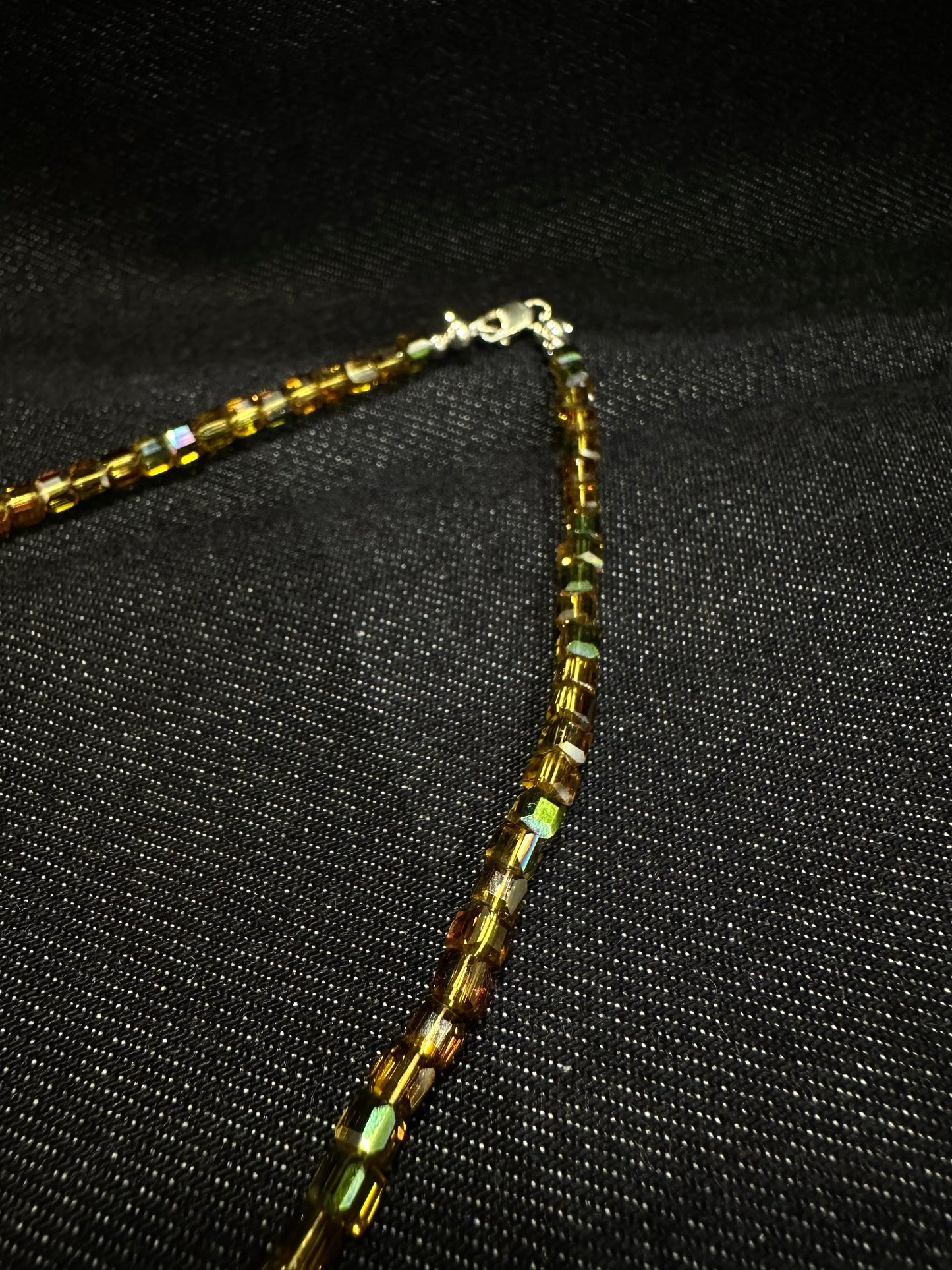 JAPAN CUBIC GLAZE BEADS NECKLACE ( SMALL )
