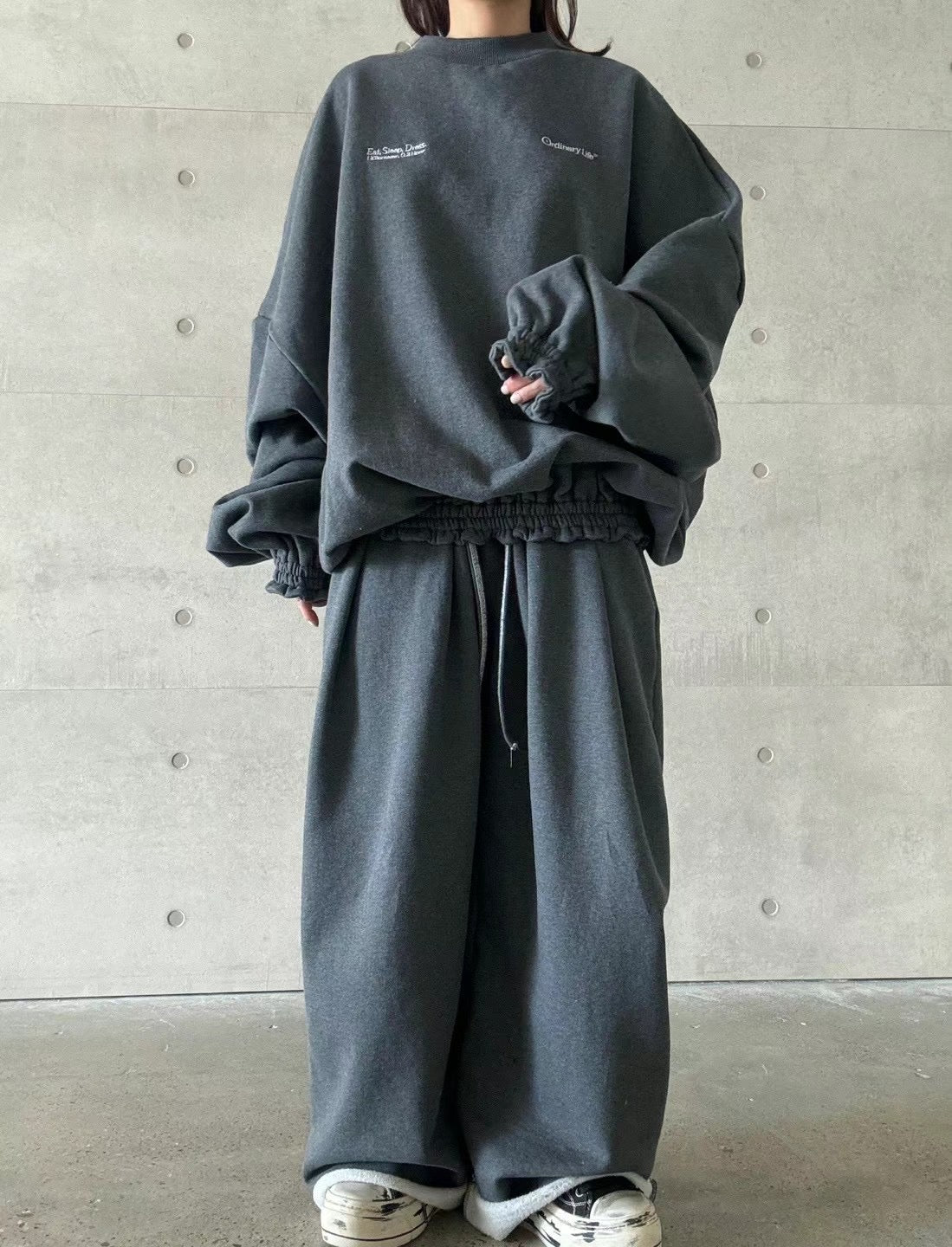 RUFFLE ENDED SWEATER