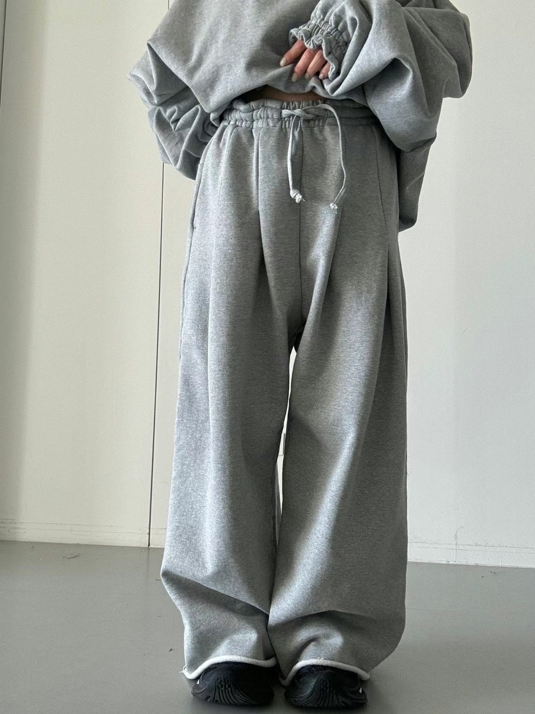 WAIST PLEATED COTTON JERSEY PANTS