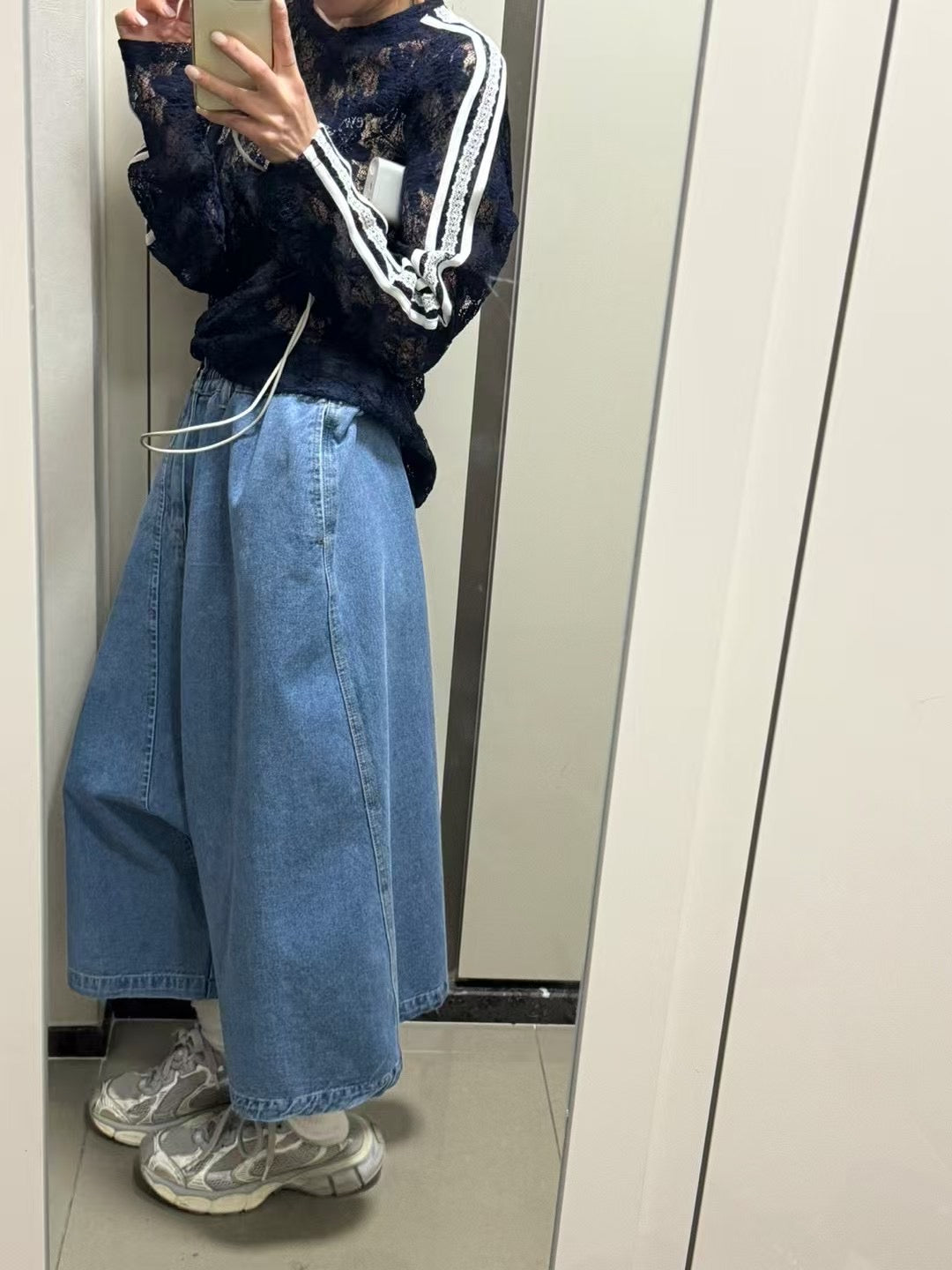 OVERSIZE SHORTS
