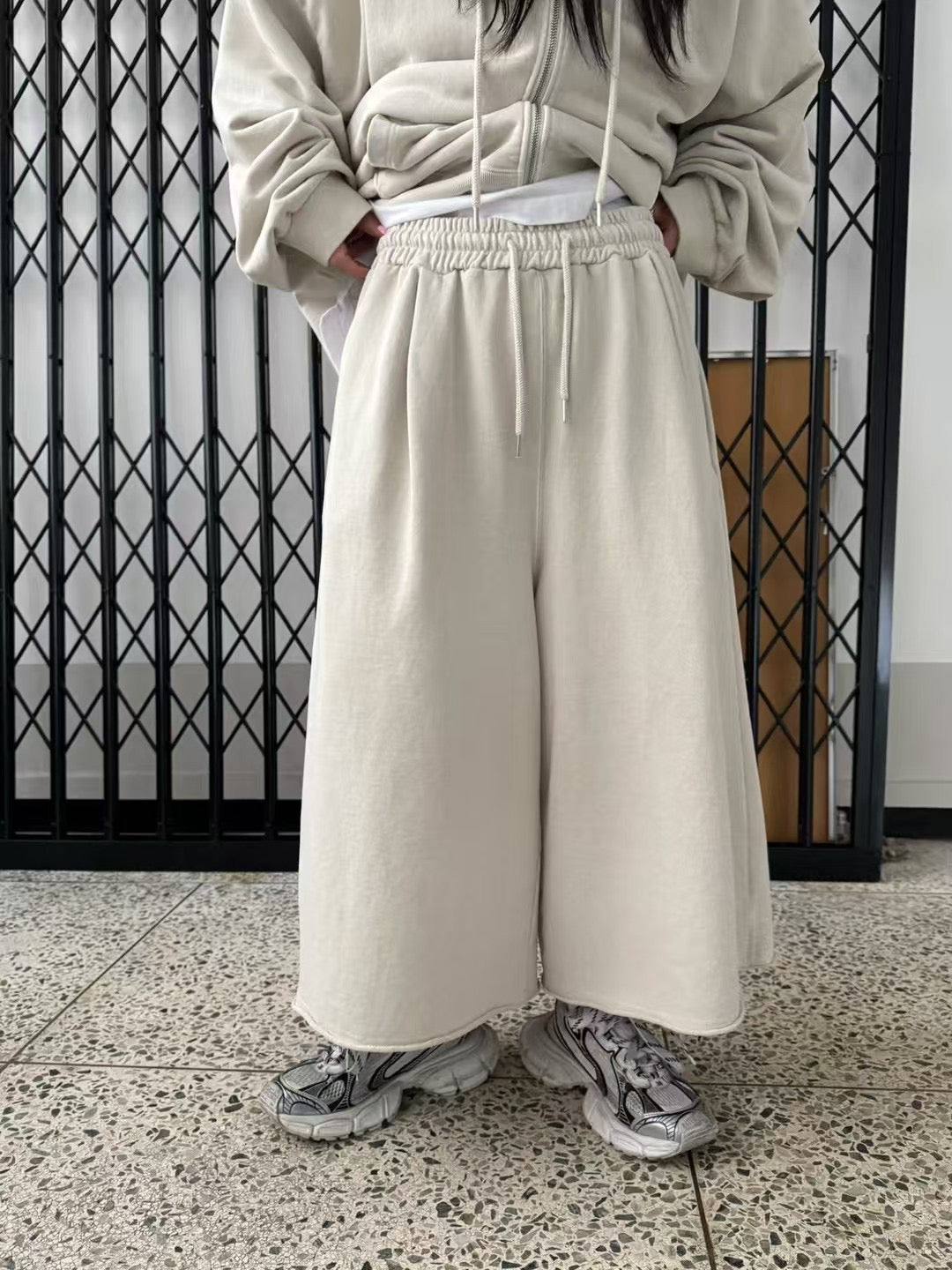 OVERSIZE COTTON SHORTS