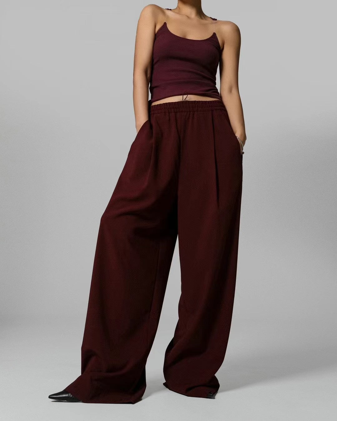 DRAWSTRING WAIST PLEATED CHILL TROUSERS