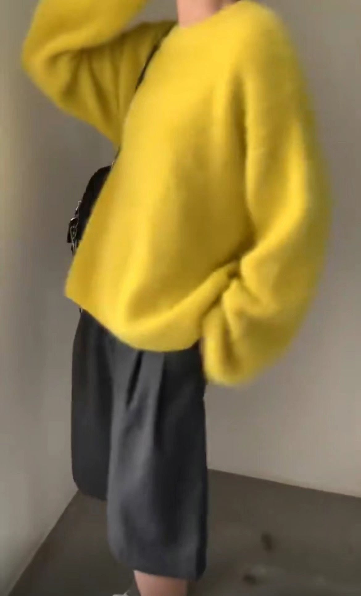 CREW NECK MOMO KNIT