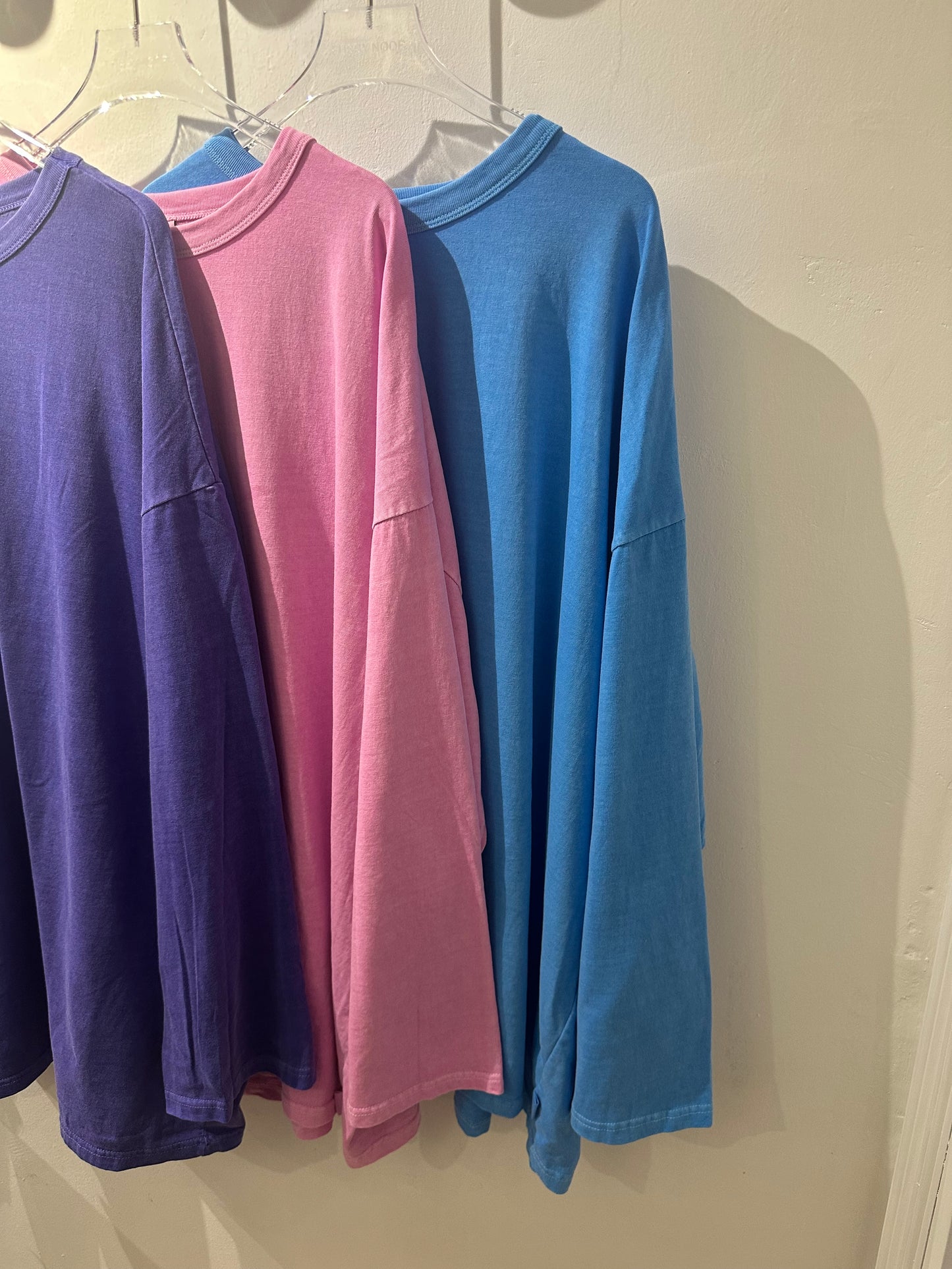 OVERSIZE SIDE SPLIT WASHED COTTON TEE