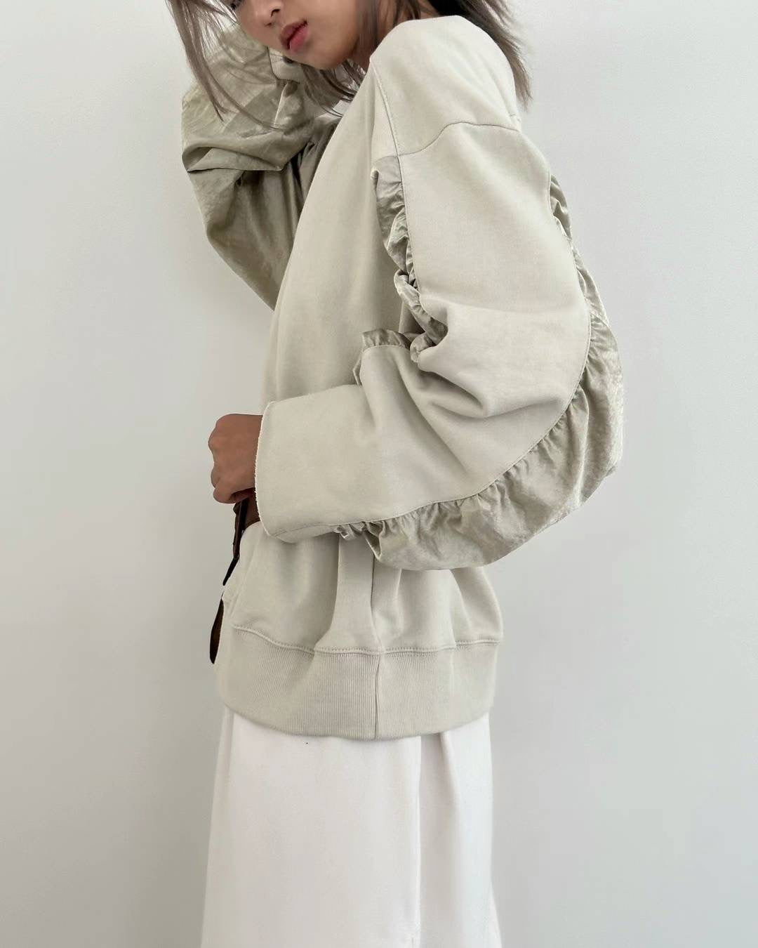 RUCHED SLEEVES DETAILED SWEATER